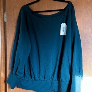 Universal Standard Super Soft Terry Scoop Sweatshirt in forest green (sz 18-20)